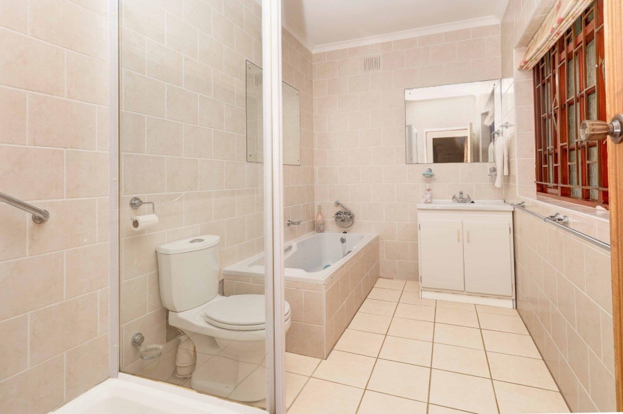 4 Bedroom Property for Sale in Welgemoed Western Cape